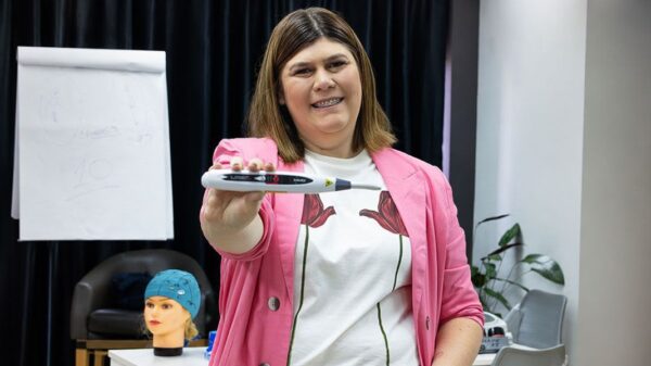 Fotobiomodulação pode criar um ambiente biológico mais favorável para potencializar os resultados dos tratamentos realizados no diagnóstico de TEA.