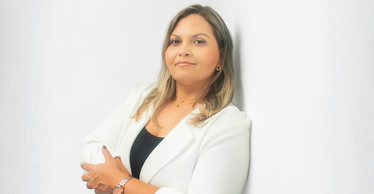 Aline Rinaldi lidera a RSA Assessoria Logística, uma das principais referências em regularização, segurança operacional e prevenção de riscos no transporte de cargas.