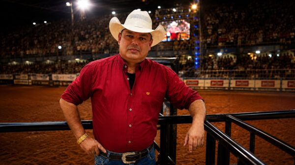 James Bonanza presente na Arena de Rodeio.