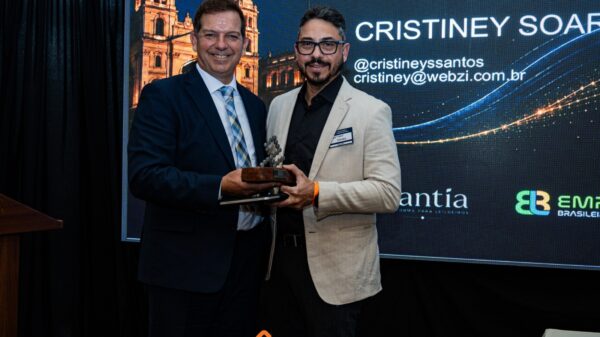 Cristiney Soares é empresário, escritor e especialista em gestão de veículos removidos, pátios, tecnologia e leilões.